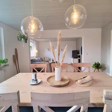 Leni Holiday home *
