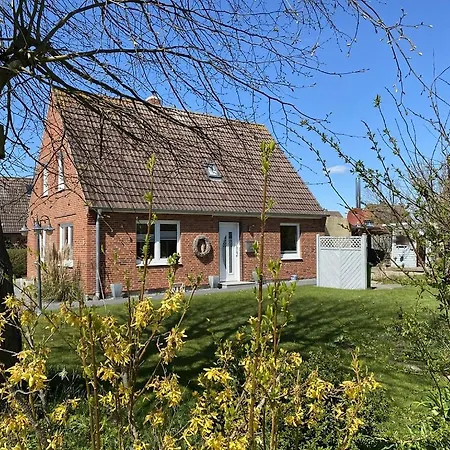 Leni Holiday home